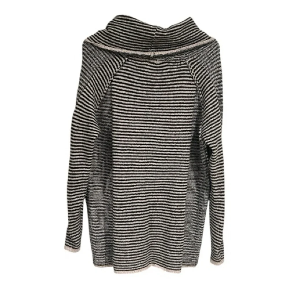 The Nines Elegant Black and Cream Striped Crowl Neck Sweater Size M